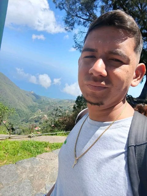 Anthony González