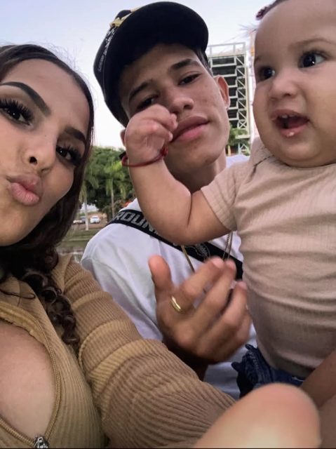 Emilimar,  Eleazar y la bebé zhoe
