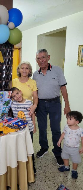 César Jiménez y Noris de Jiménez
