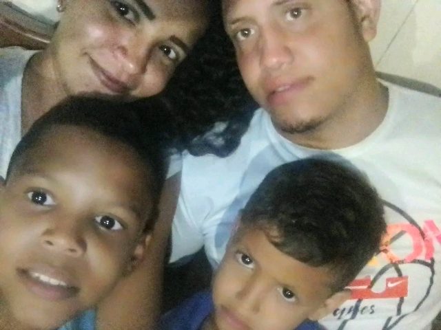 Anthony,  Silvia,  Andrés, y arcángel