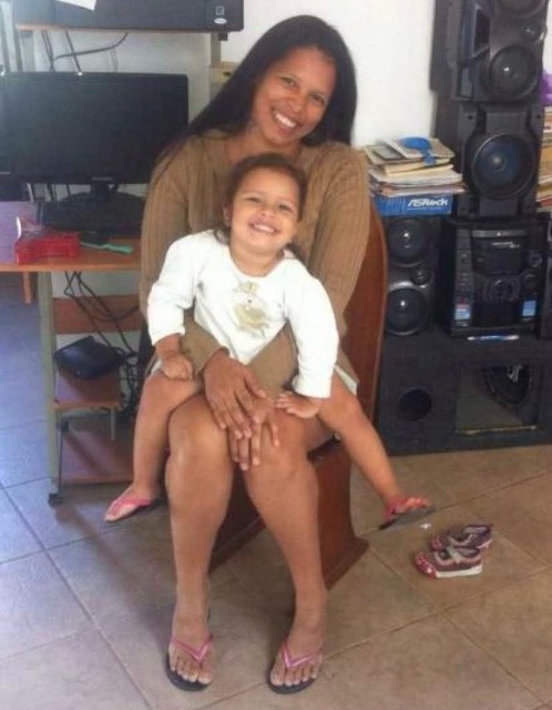 Yhoalixa carolina perez y mi hermana Andreana esposo de mi mamá Andres campos y mi hermano Samuel campos