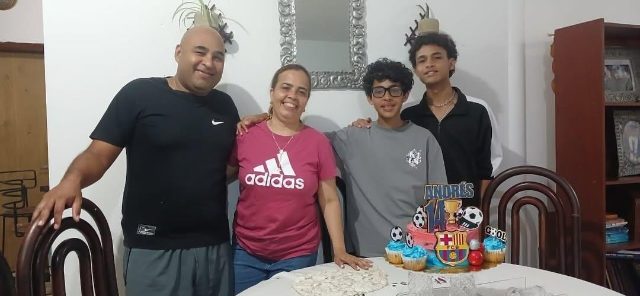 Eugenia Reyes Padilla y familia