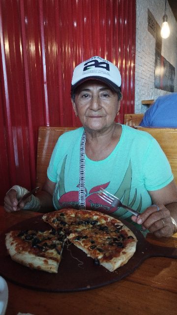 Mercedes flores panta