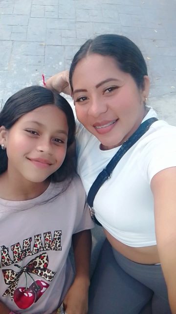 Aranza Camila Rojas y Madre Andreina Navarro