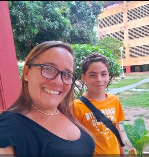 Busco información del Edificio Club residencial caribe - Sector Caribe la guaira   Gheisa Beatriz Delgado Diaz Sebastian