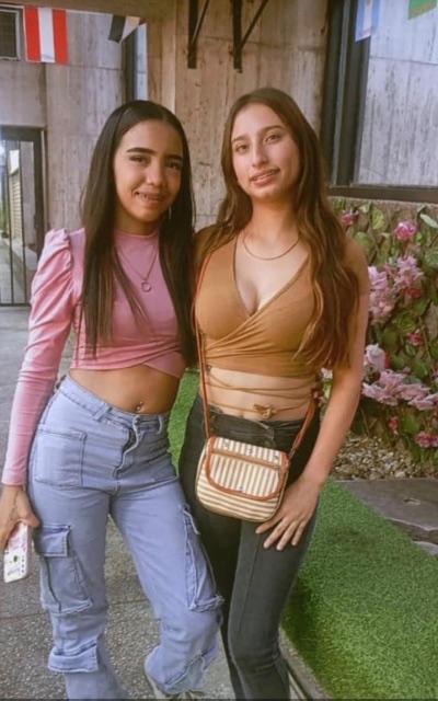 Carla guaira y Antonella González